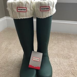 Hunter Tall Rain Boots Green & Welly Socks 11
